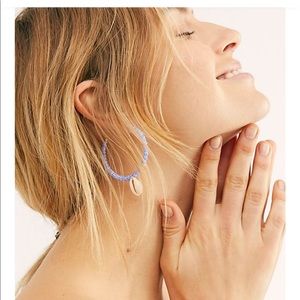 ℝ𝕚𝕧𝕖𝕣 𝕎𝕒𝕪 ℍ𝕠𝕠𝕡 𝔼𝕒𝕣𝕣𝕚𝕟𝕘𝕤